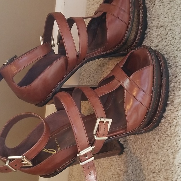 Brian Atwood brown high heel sandals  shoes 6 - Picture 11 of 14